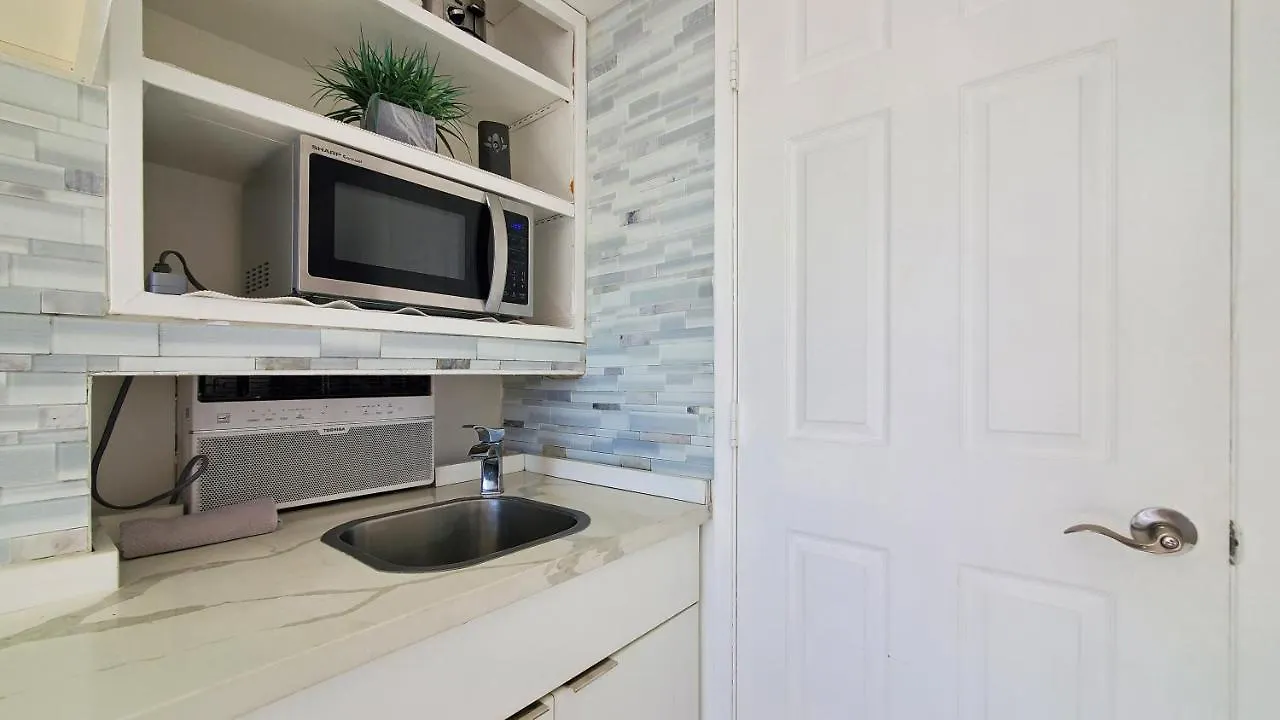 Aparthotel Waikiki Beach Modern Studio No Resort Fee Best Location Honolulu