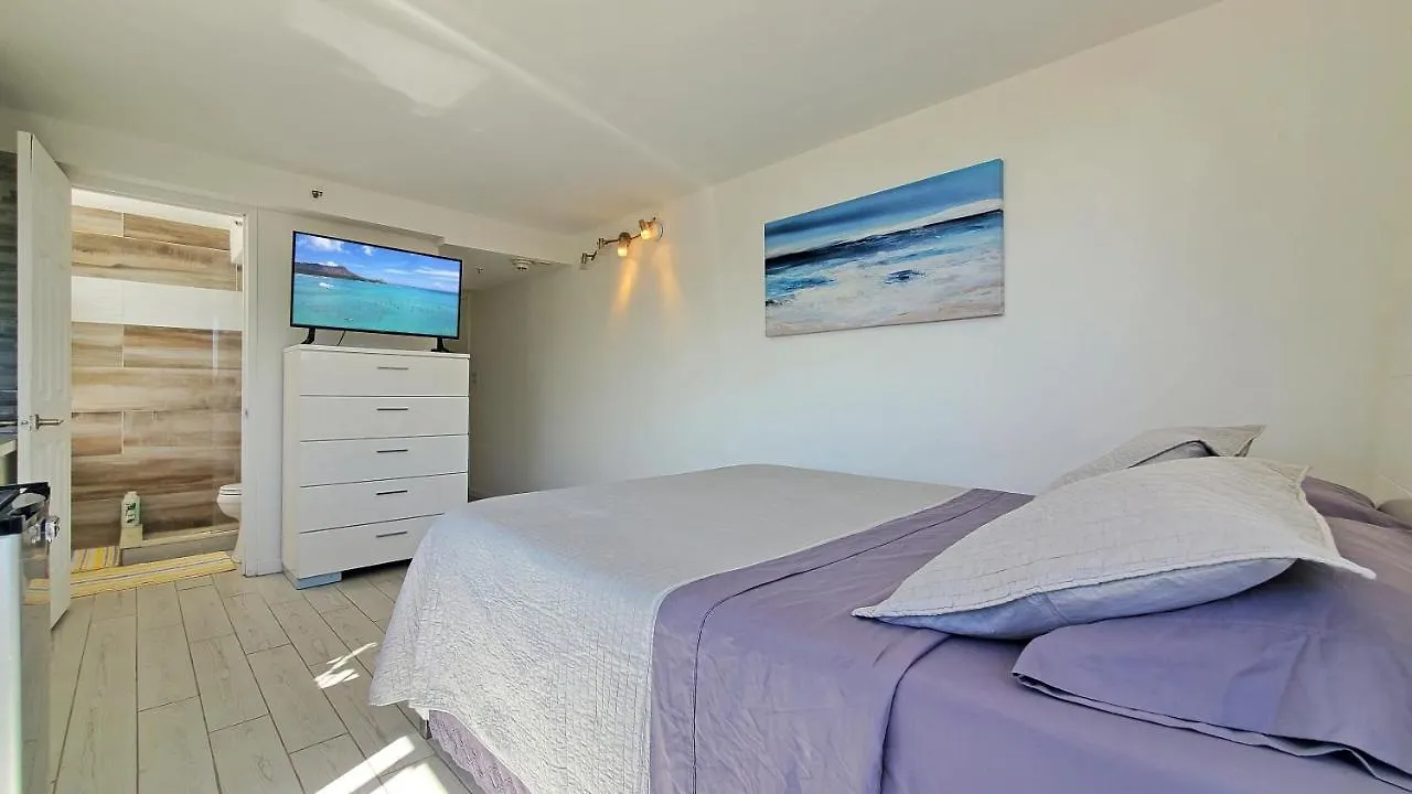 Waikiki Beach Modern Studio No Resort Fee Best Location Honolulu United States