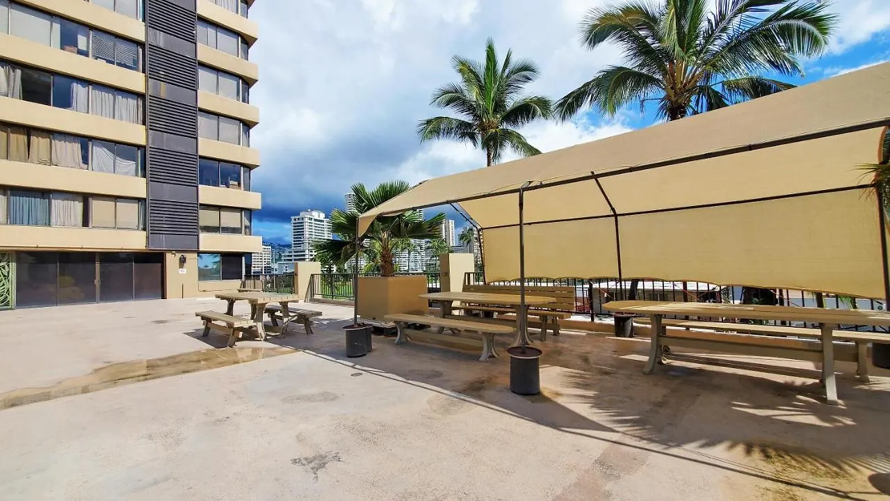 Waikiki Beach Modern Studio No Resort Fee Best Location Honolulu 0*,  United States