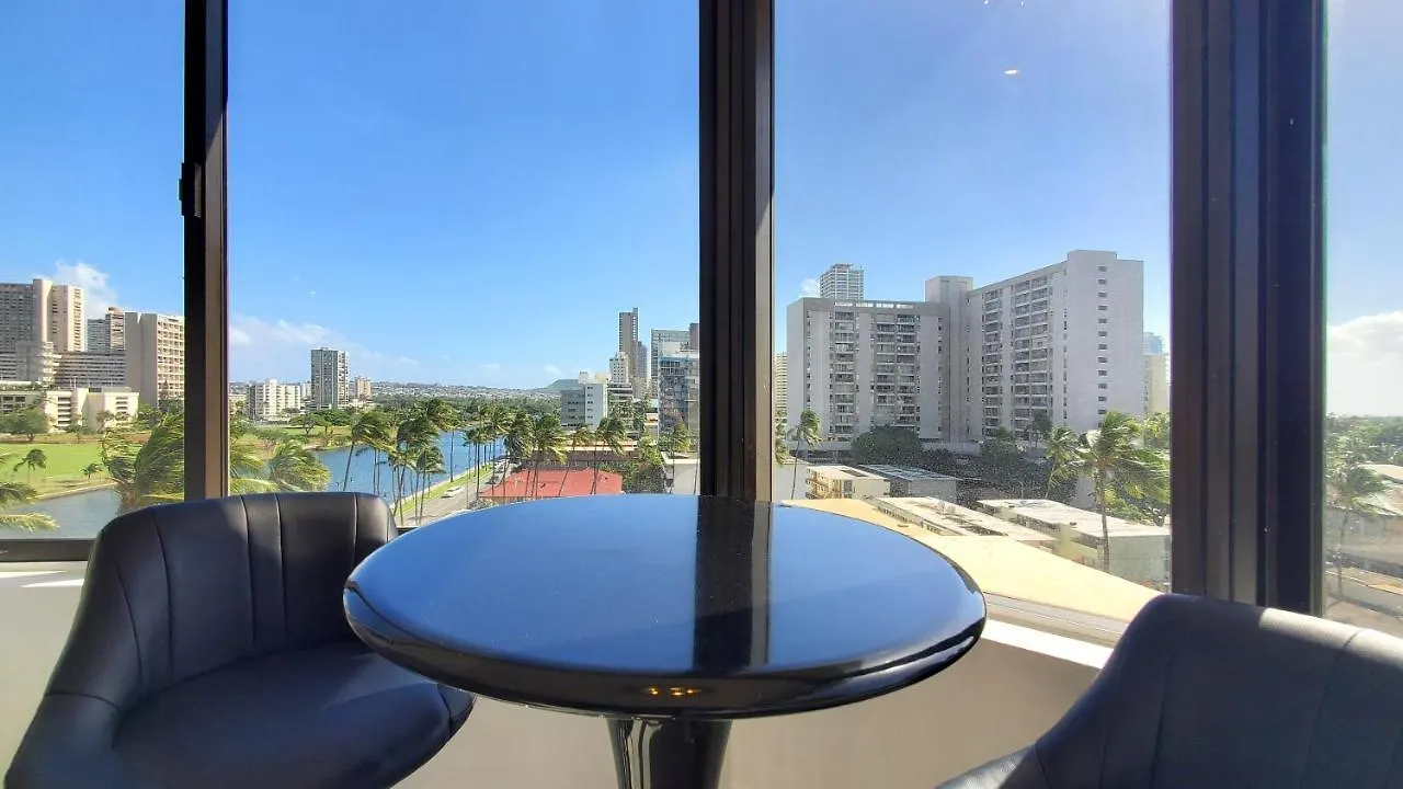 Waikiki Beach Modern Studio No Resort Fee Best Location Honolulu